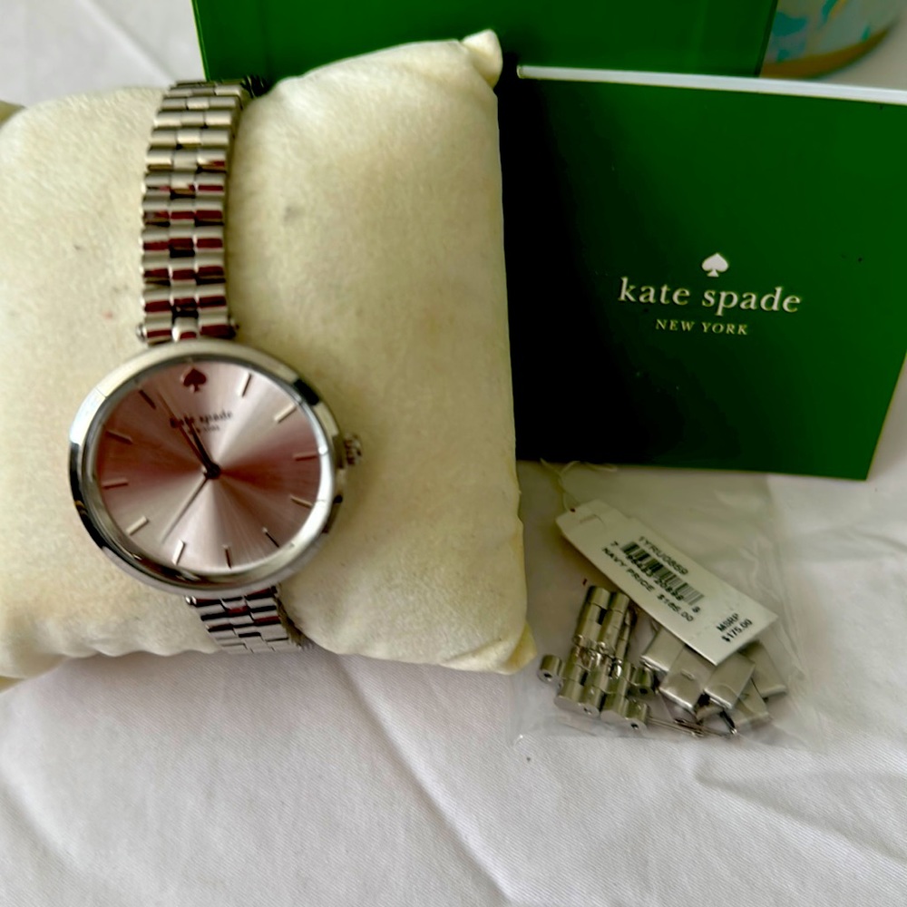 Kate Spade brand new women watch with original price tag.Simple Elegant